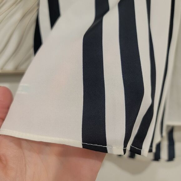 Anthropologie Bishop + Young Ivory Navy Striped High Neck Sleeveless Top Large - Picture 4 of 12